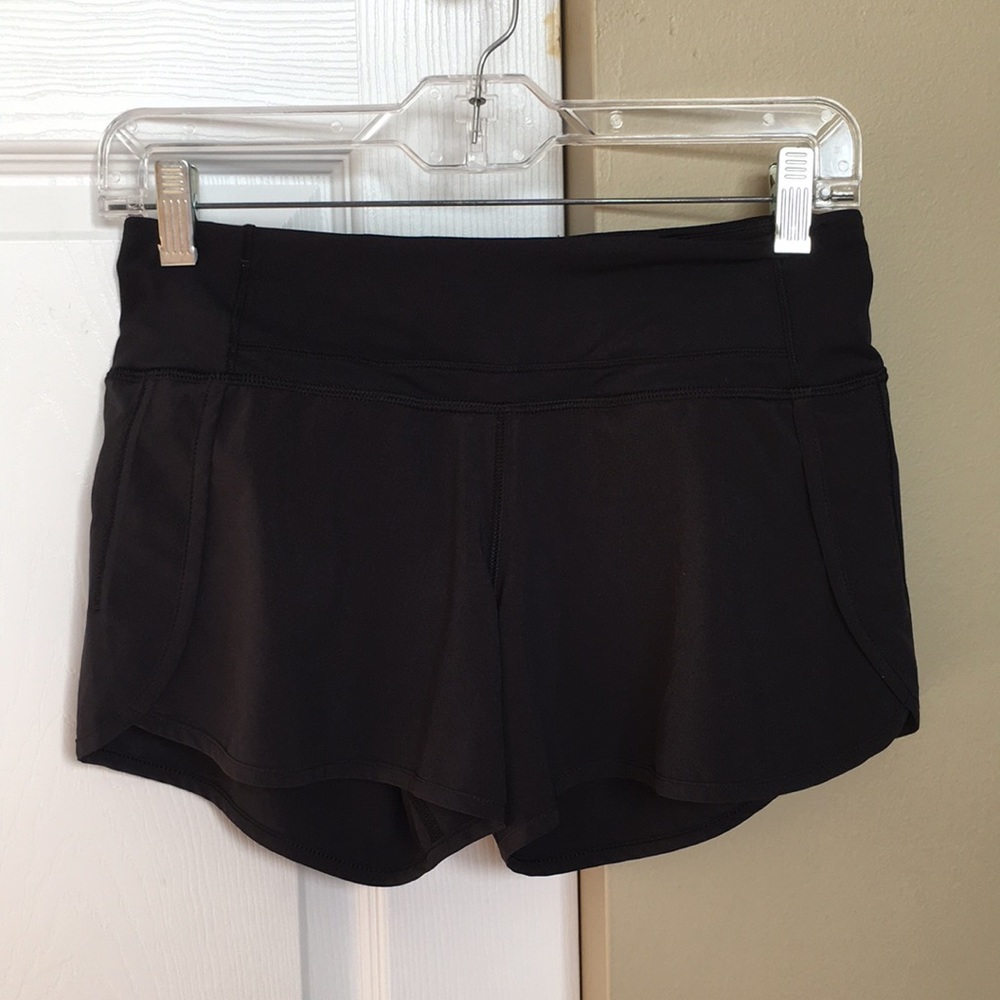 Lululemon “Speed Up” short